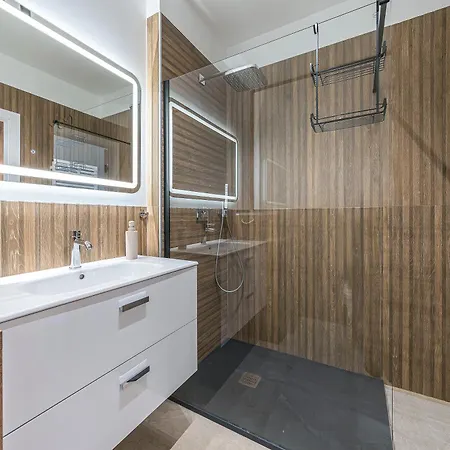 Porto By Comfort شقة