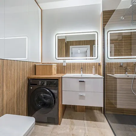 Porto By Comfort